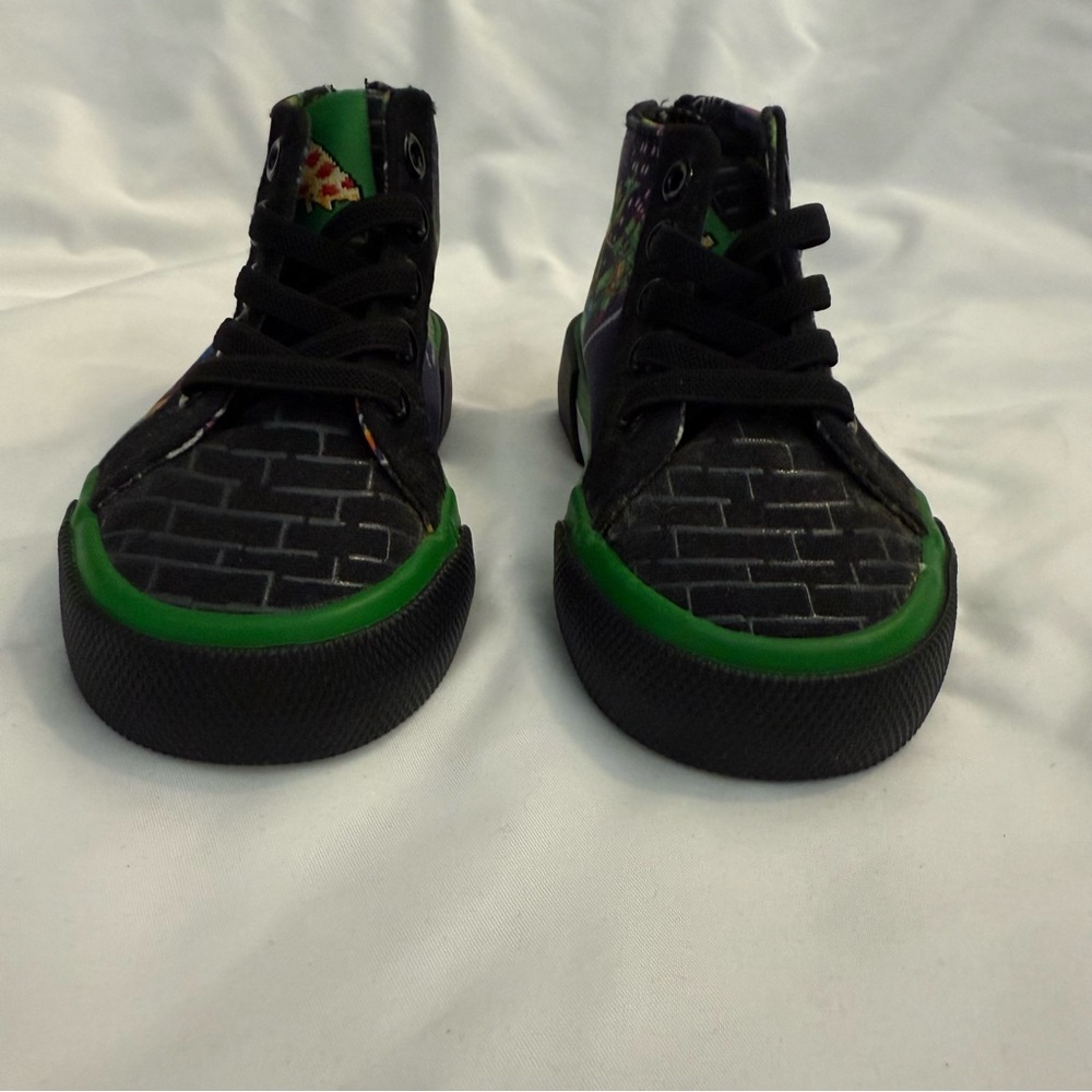 Like New Ground Up Teenage Mutant Ninja Turtles Pixel Art High Top Sneakers - Picture 2 of 8
